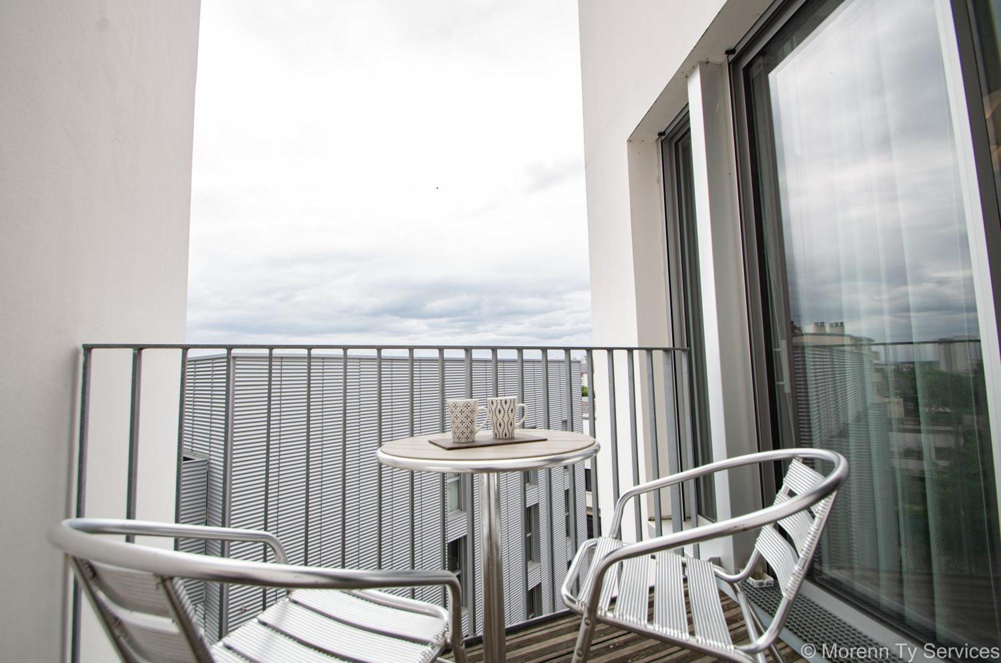 Triplex Terrasse Proche Metro - Ty Ar Mabilay Apartment แรนส์ ภายนอก รูปภาพ